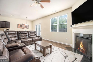 3740 Hampshire Walk SW, Atlanta, GA 30331 - photo 4