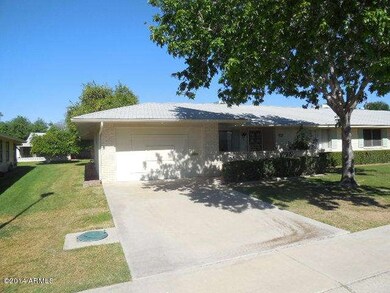 10440 W Kingswood circle Left front