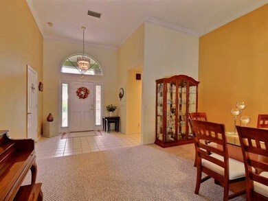Foyer.