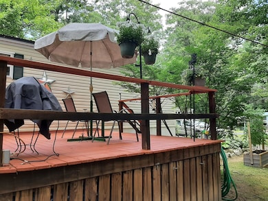 private side deck