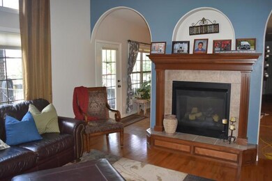 1007 W Yellowstone St, Nixa, MO 65714 - photo 4