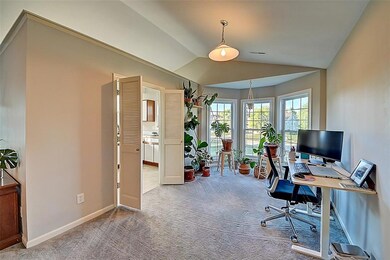 4300 Westchester Dr NE unit D, Cedar Rapids, IA 52402 - photo 6