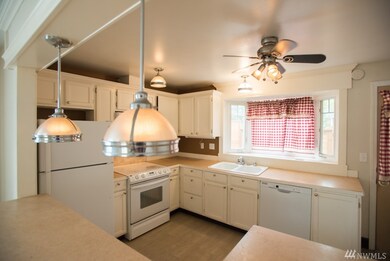 1253 Puget St unit 1, Bellingham, WA 98229 - photo 2