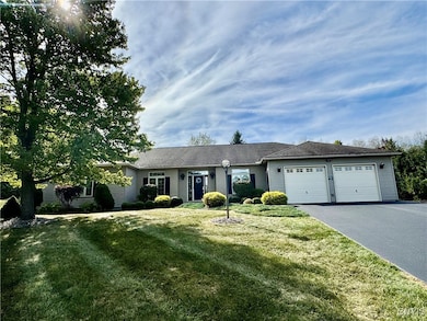 107 Ryans Way, Oneida, NY 13421 - photo 2