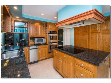 Newly Updated Eat-in Kitchen with New Granite Coun