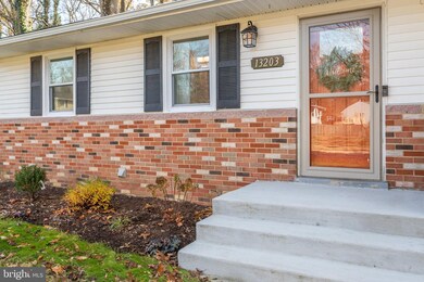 13203 Dangelo Dr, Bowie, MD 20720 - photo 2