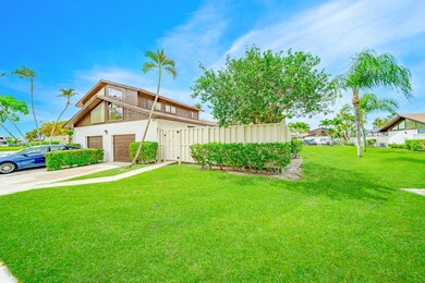 9788 Boca Gardens Cir N unit B, Boca Raton, FL 33496 - photo 2