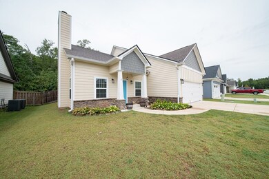 21 Ivy Ln, Smiths Station, AL 36877 - photo 4