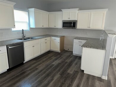 8626 Williamsdell St unit B, Houston, TX 77088 - photo 3