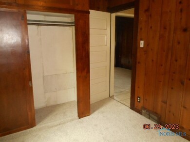 5242 Cowan St, Toledo, OH 43613 - photo 4