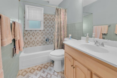 7 Country Village Ct, Bayonne, NJ 07002 - photo 6