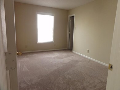 12713 Loyalty Dr, Fishers, IN 46037 - photo 6