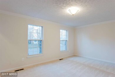 16621 Chalice Ct, Dumfries, VA 22025 - photo 6