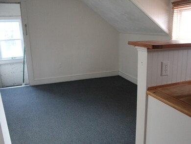 4 Laurel St unit 2, Danvers, MA 01923 - photo 3