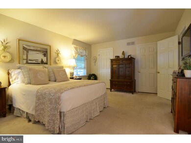 301 Brighton Cir, Devon, PA 19333 - photo 6