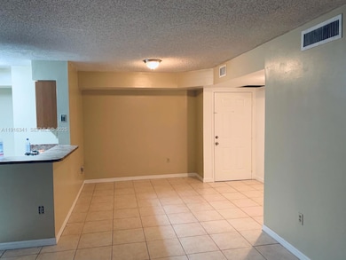 Kendall Lakes Towers unit 404, Miami, FL 33193 - photo 3