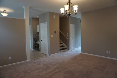 Family Room with 9' ceilings