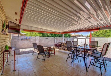 16' x 18' extended covered patio