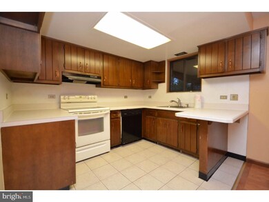 3967 Lovers Ln, Slatington, PA 18080 - photo 7