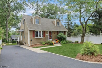 488 Baxter Ave, Wyckoff, NJ 07481 - photo 2