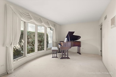 814 S Saylor Ave, Elmhurst, IL 60126 - photo 5