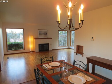 Living Room/Dining Room