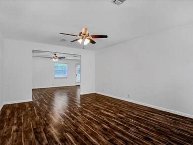 106 Doris Dr, Denison, TX 75021 - photo 4