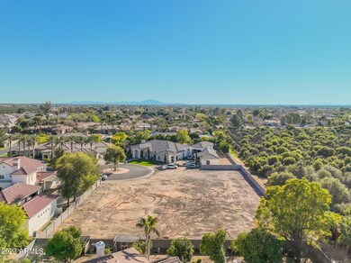 3910 E Northridge Cr-7