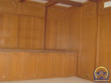 1916 SW Warner Ct, Topeka, KS 66604 - photo 7