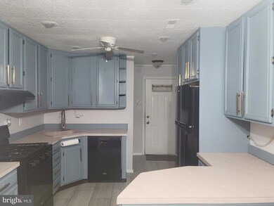 314 Dove Ct unit 314, Lumberton, NJ 08048 - photo 2