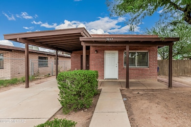 2037 E 18th St, Tucson, AZ 85719 - photo 2