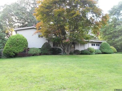 11 Daphne Dr, Schenectady, NY 12302 - photo 3