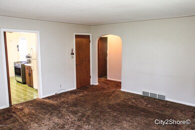2526 Byron Center-7