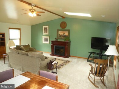 6588 Streamwood Ct, Sykesville, MD 21784 - photo 6