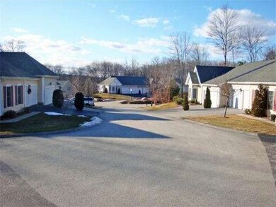 20 Summerfield Dr unit 20, South Grafton, MA 01560 - photo 5