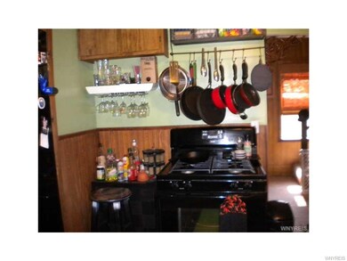 164 Wheatfield St, North Tonawanda, NY 14120 - photo 6