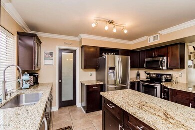 7451_E_Lobo_Ave_Kitchen2