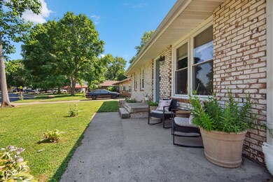 1743 Chandler Ln, Columbus, IN 47203 - photo 3