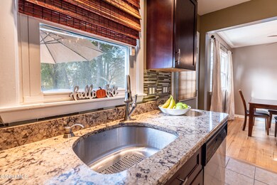 6 Barker St, Albany, NY 12205 - photo 7