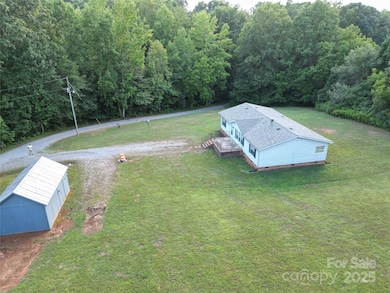 953 Bollinger Pond Dr, Clover, SC 29710 - photo 4