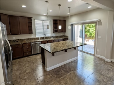10668 Berkshire Woods Ave, Las Vegas, NV 89166 - photo 4