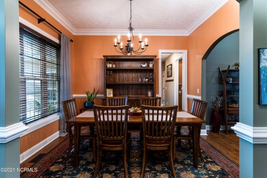 Formal Dining