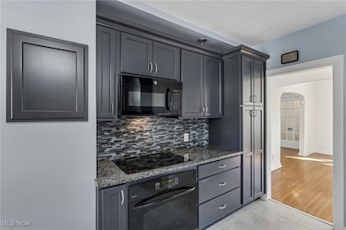 3621 Cedarbrook Rd, Cleveland Heights, OH 44118 - photo 5