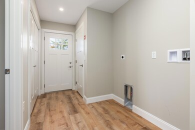 Mudroom - Laundry