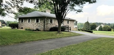 4221 Ford Dr, Emmaus, PA 18049 - photo 5
