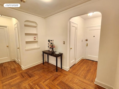 2191 Bolton St unit 1F, Bronx, NY 10462 - photo 4