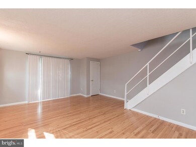 2834 Shelly Rd, Philadelphia, PA 19152 - photo 4