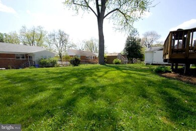 4922 Aurora Dr, Kensington, MD 20895 - photo 4