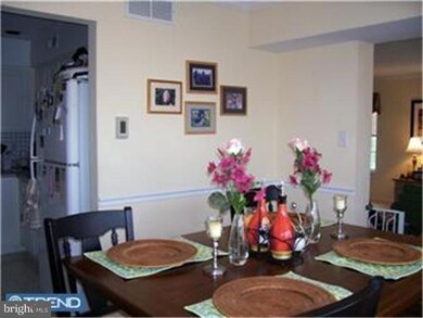 115 Runnymede Ct, Harleysville, PA 19438 - photo 3