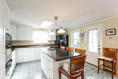 004-photo-kitchen-6866591